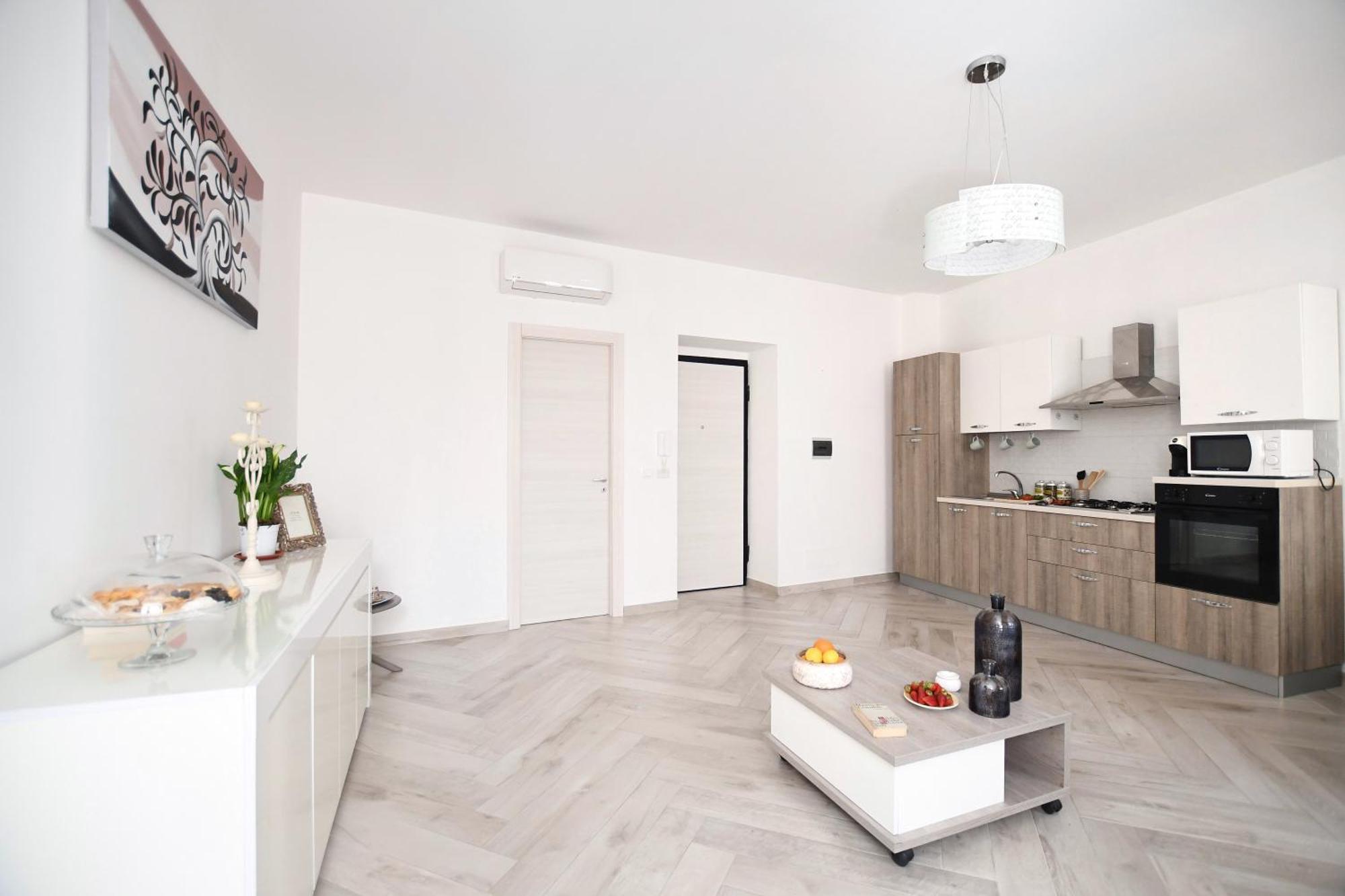 Apartment San Basilio's Historical Center